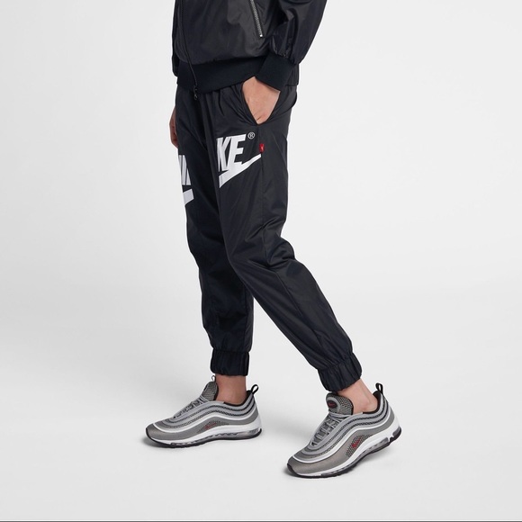 NWT Women’s Nike Sportswear Windrunner Pants - Picture 4 of 7
